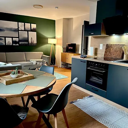 Moderne Stadtwohnung Mit Parkplatz, Uni & Zentrum Fusslaeufig 아파트 *