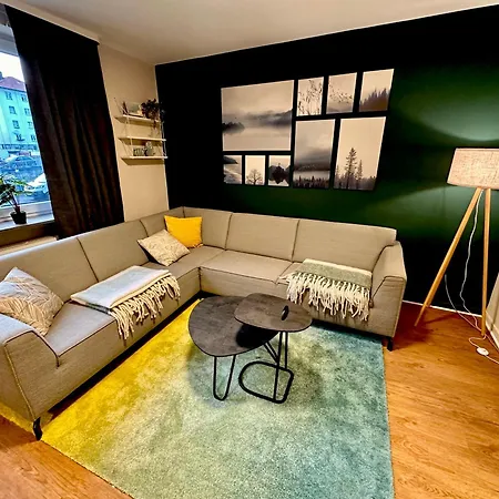 Moderne Stadtwohnung Mit Parkplatz, Uni & Zentrum Fusslaeufig Appartement