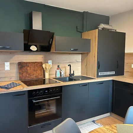 Appartement Moderne Stadtwohnung Mit Parkplatz, Uni & Zentrum Fusslaeufig Cassel