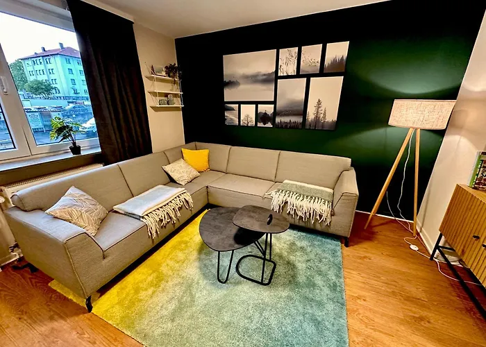 Moderne Stadtwohnung Mit Parkplatz, Uni&zentrum Fußläufig Apartment